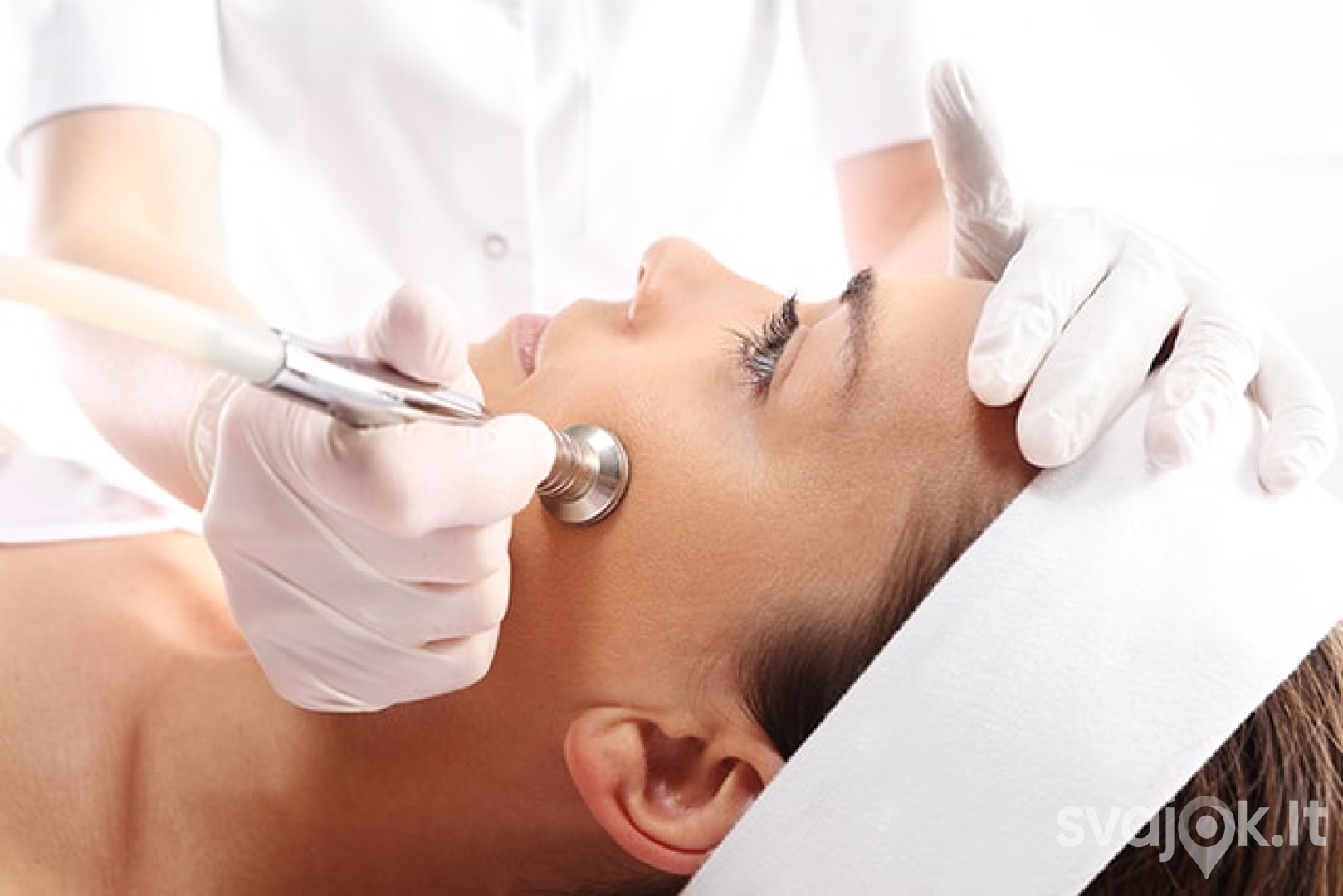Giluminis veido valymas: dermabrazija + mechaninis + kaukė + konsultacija 2