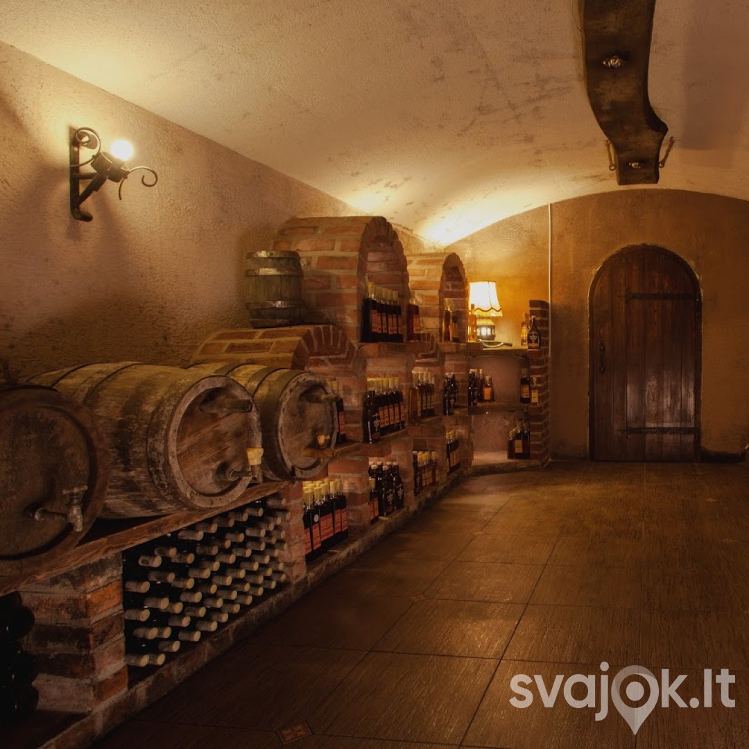 Nakvynė sodyboje + degustacinė programa + šalti užkandžiai 3