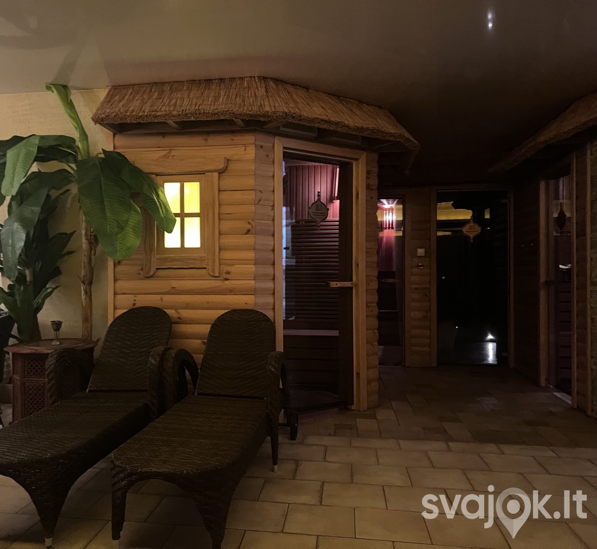 Nakvynė dviviečiame kambaryje Vilniuje su galimybe lankytis pirčių erdvėje 12